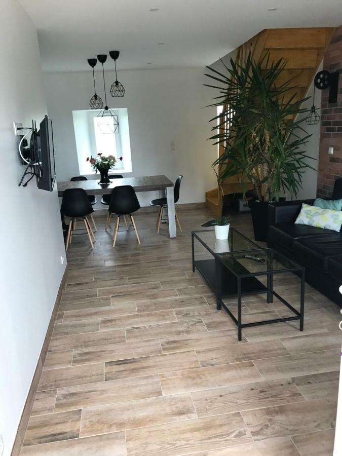 Gite 5 pers avec 2h espace bien-être privatisé inclus dans le prix de la nuit 80m2 de détente Équilly Exterior foto